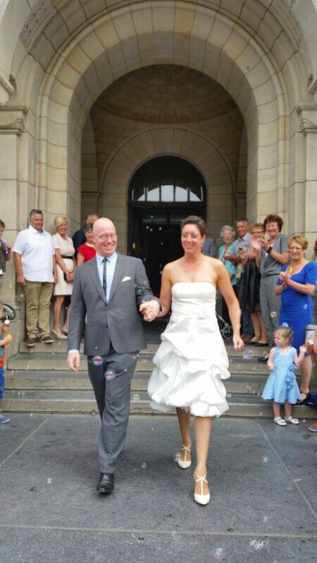 #BOEM!

Wiebe en Suzan schieten 't Kanon af! Ze zijn vandaag getrouwd!

<a href="/Stadsinitiatief/">Stadsinitiatief</a> <a href="/wiebederidder/">Wiebe de Ridder</a> @suzanmannens