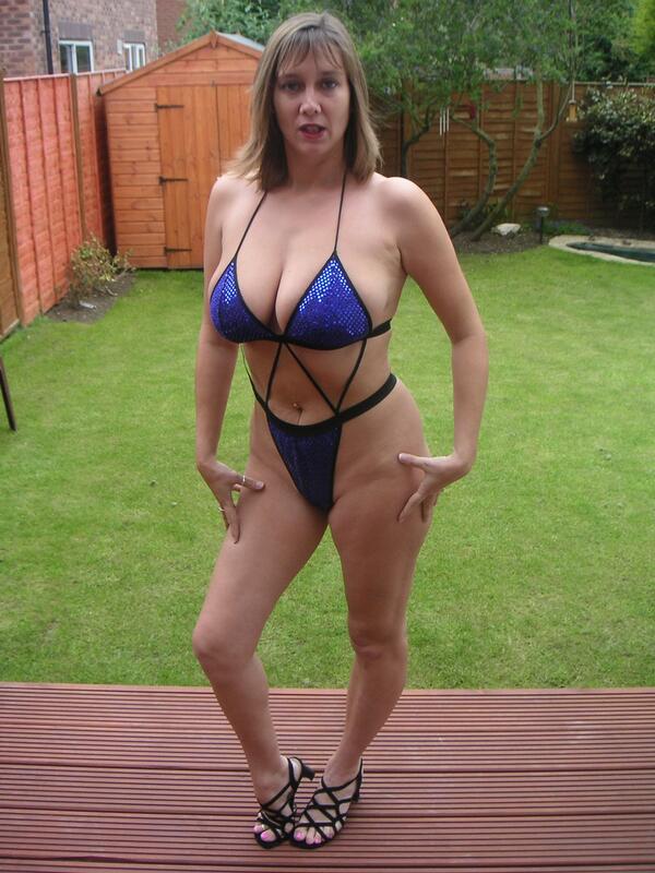 Big tit bikini milf