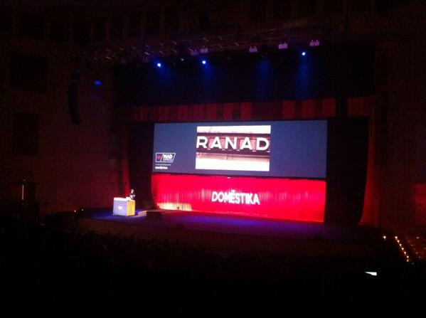 Granada en el #MAD14 #MadExpress gracias a los chicos de <a href="/garnatatype/">Garnata Type</a> orgulloso de mi tierra!