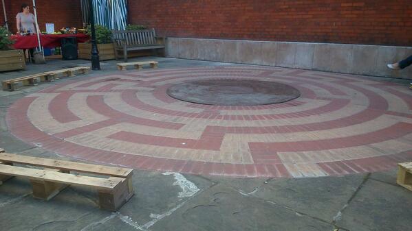 Schnuckms's tweet image. #Richardthethird starts here soon :-) #CoventGarden #StPaulsChurch