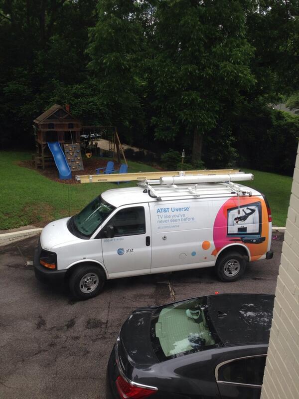 C_T_Hussey's tweet photo. Hussey house switching to AT&amp;T U-Verse today! #SECNetwork http://t.co/svvIsBB3VT