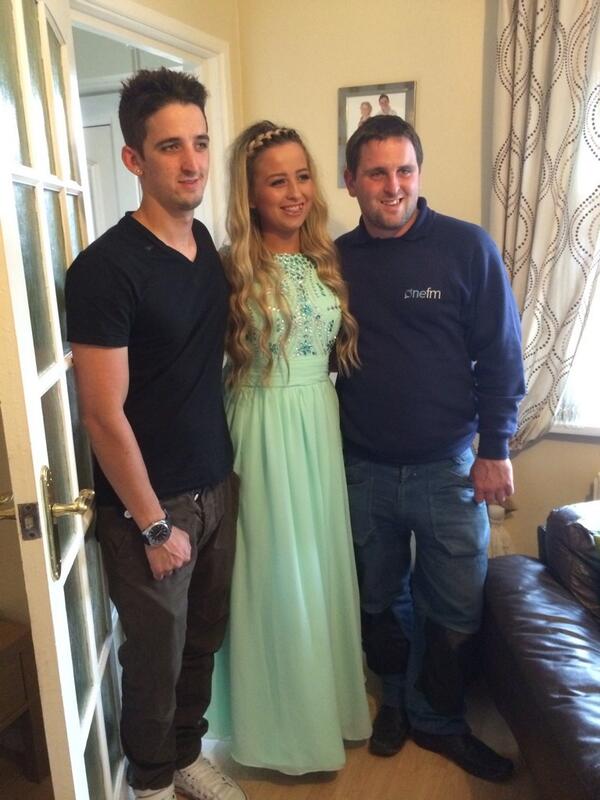 ryanleemclean's tweet photo. Happy prom night to my beautifull sister @Sophiijanee http://t.co/ELJExY9Uay