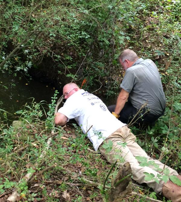 callgreenway's tweet photo. Fred &amp; Barney just completed exhaustive search for trapped puppy; he's free! Happy rescue story! #plumberswithaheart http://t.co/huguZLE4nt