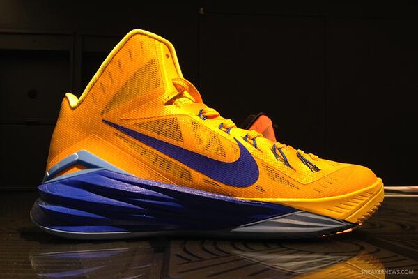 nike hyperdunk lakers