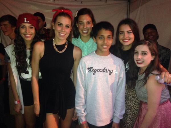 awesomenesstv tweet picture
