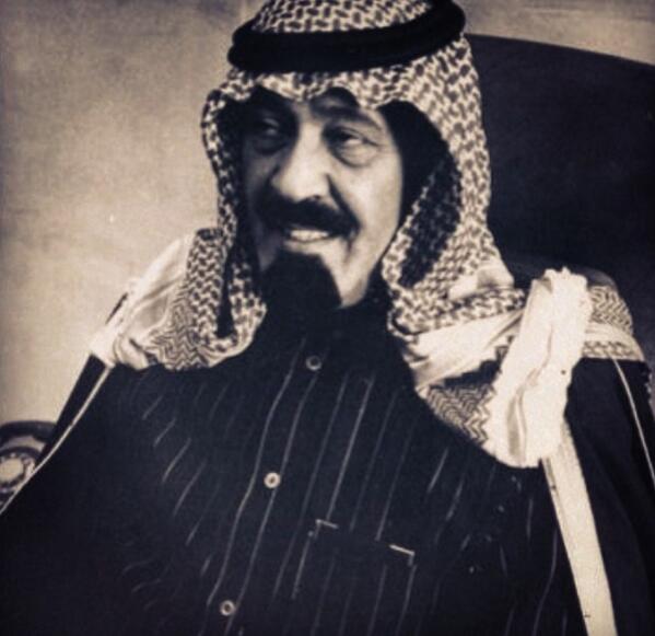 S666__a's tweet photo. الله لا يحرمني منك ياتاج راسي #عبدالله_بن_عبدالعزيز http://t.co/7nNhrISCyK