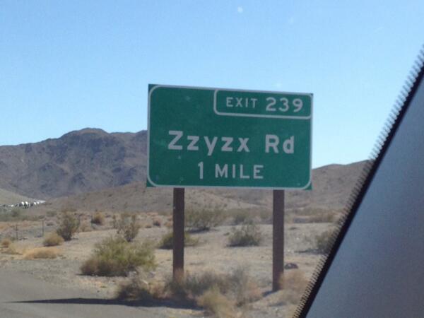 CarsonHiEnglish's tweet photo. Fun side trip! http://t.co/NFd3jnchi7