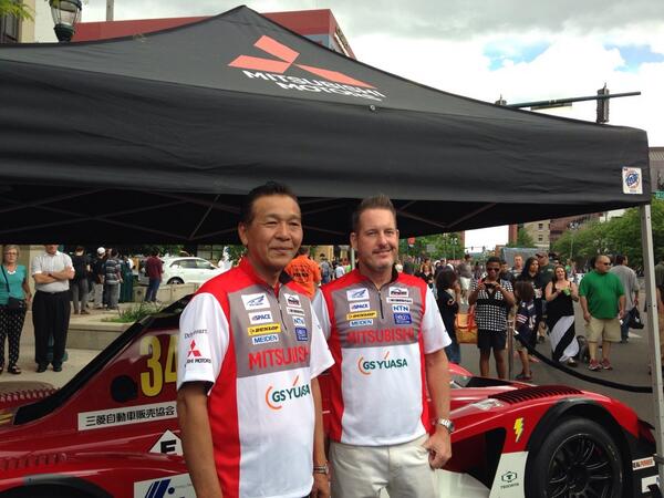 mitsucars's tweet photo. #MitsubishiPikesPeak drivers #GregTracy and #HiroshiMasuoka here for the fans! @MyLifeatSpeed #PikesPeak http://t.co/SN7j3Vr44f