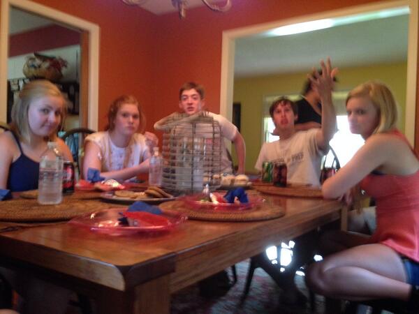 dfellforit's tweet image. Dinner at bohlims