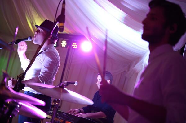 @ApolloSoulduo perform to a sold out crowd at <a href="/sc_rfc/">Sutton Coldfield RFC</a> Last Saturday! What a Night!