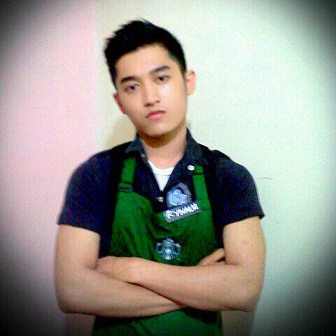 Reydynal's tweet photo. © RT @Rynaldip1: Mornin' !! Lemme be ur fav Barista fellas. Come come ;) http://t.co/fvnSLSK5a6