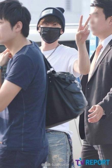 [NEWS PICT] 140628 EunHyuk (3) at ICN Airport to Guangzhou