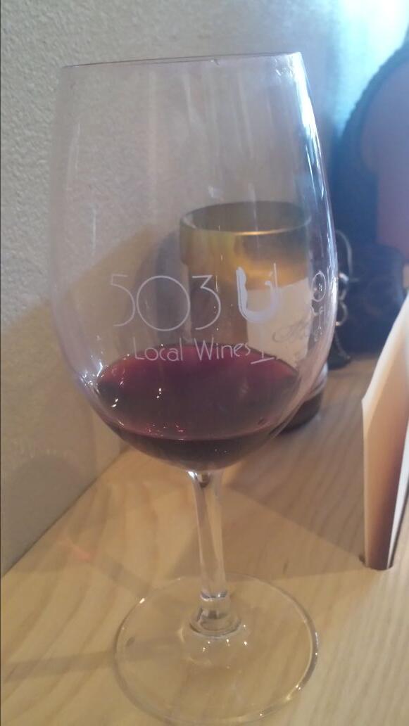 Flip_flop_mom's tweet photo. At 503 Uncorked in Sherwood. Listening to @bridgelessNW http://t.co/acqjSGNhWQ