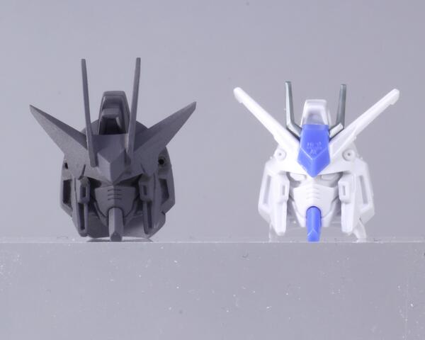 Naoki Titanomachia準備中 唐突にhi Nヴレイブ Hi Nガンダムの頭部比較など 個人の趣味全開ラインですw一見共通部分多そうですが 共通パーツはアゴのみです Http T Co Gdqlh5qiqr Twitter