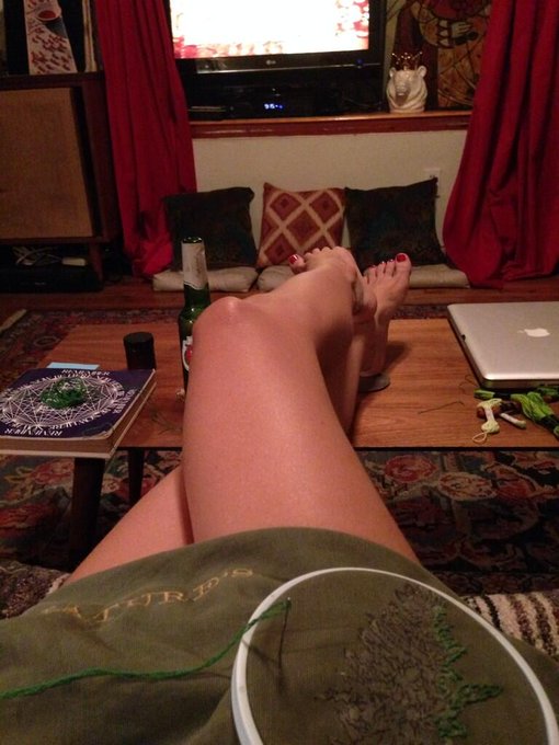 Sew til you drop. 6 hours non stop. If you're going to Born Free tomorrow I'll be at the Blackboard caf&eacute;<a href="/tag/vintage"class="tags"><span>#vintage</span></a>