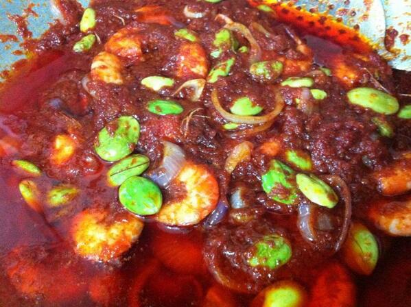 Sambal tumis udang petai