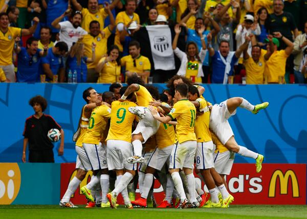 BBCSport's tweet photo. Who are your favourites to win the World Cup and why? Get involved in sportsday #bbcworldcup  http://t.co/dlOhSQbAnU http://t.co/4XE3raYybg