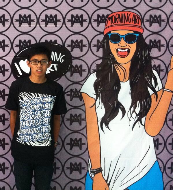 andrymaulanaa's tweet photo. Only 2 pcs @AvailableFTW featuring @Morning20Art| size S &amp; M | IDR 85K http://t.co/BJ4AzNeMQC