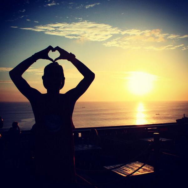 pickers_89's tweet image. Dan dapet kembali sunset in suluban beach uluwatu "@adistyadaaja: teringat dulu mengejar Sunset di Uluwatu, Bali.