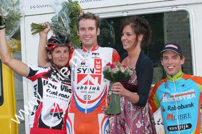 F_Postma's tweet photo. Gister avond ronde van Ternaard gereden, vorige editie in 2008 nog 3e.. Nu 18e mooi dat die terug is op de kalender! http://t.co/VubtA9iSHy