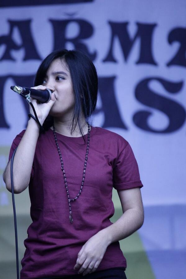 Lagi <a href="/virarazak/">Vira.H.Ar'razak</a> :*