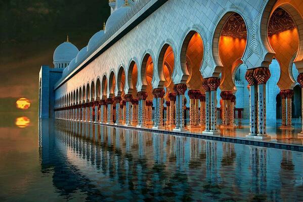 Sunset @ The Grand Mosque of Abu Dhabi by Alex Goh Chun Seong #UAE
