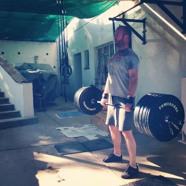 CFplus264's tweet photo. CrossFit PLUS264 athlete Thomas doing some Saturday dead lifts.  Are you training today? http://t.co/lNzKwG2AJz