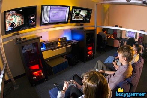 GamingSetupPics's tweet image. Starting this account of with a bang!