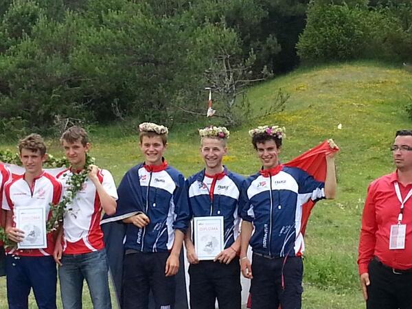 steph_deb's tweet photo. M18 #EYOC2014 #FRA #relais http://t.co/BXMk3wu4eN