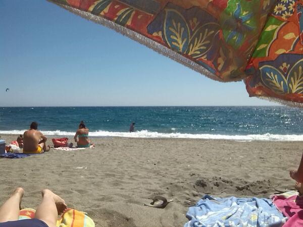 JorgeGcf's tweet photo. Muy agustico en #playazapillo @alvarojies @albaramirezsier @dvdcff @AntonioMedina_  @Dorigonzalezm http://t.co/srFcJIdFf7