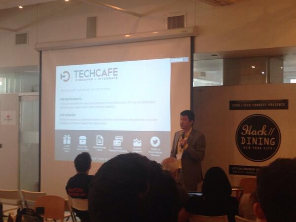 annatauzin's tweet image. Brad from @4fTech discuses their cool tech discovery platform for restaurants. #hackdining