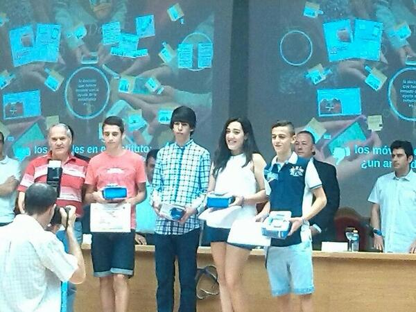 III CERTAMEN "INCUBADORA DE SONDEOS Y EXPERIMENTOS"
Móviles en el instituto,¿Arma de doble filo?
¡Enhorabuena!