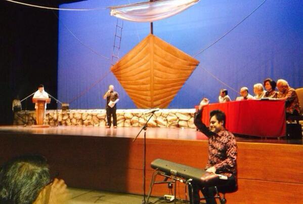 Panelis:ProfTaufikAbdullah,MeuthiaHatta,AbdulHadiWM,Kh.ZawawiImron, RadharPD:Dialog Kebudayaan bers Pak @Prabowo08