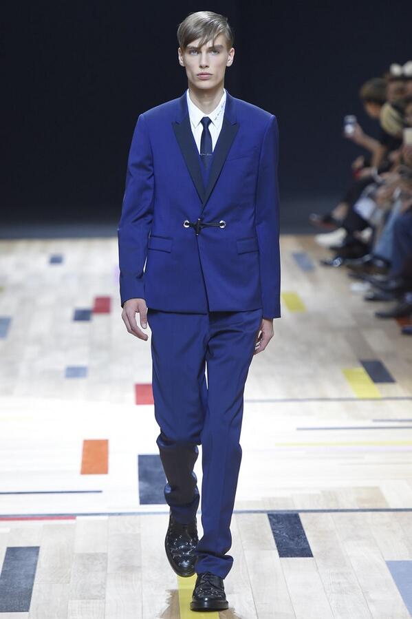 Wwdjapan ディオール オム 15年春夏パリ メンズ コレクション 全ルック公開 Http T Co Cex7ygcu9f Pfw Pfwmen Diorhomme Http T Co Zgtnbi1uwj