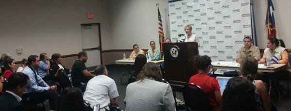 Congresista @RepKayGranger dice que la #Migración es un problema regional y debe haber responsabilidad compartida