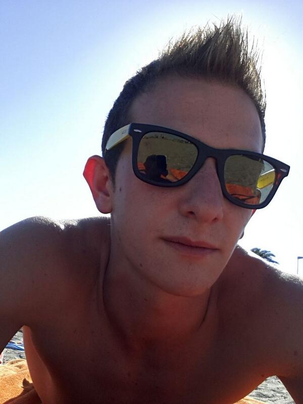 manolaco_'s tweet photo. en la playitaaa :) http://t.co/zPt91ebRfz
