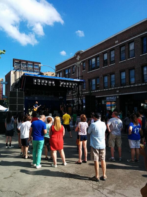 LoganSqArtsFest's tweet image. #Electrichawk putting on a show. #MAAF2014 #logansquare #chicago #logansquare #summertimechi