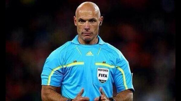 Mr_johneyy's tweet photo. Fair play to Howard Webb, he has made some mass gains http://t.co/fByNNwYbOS