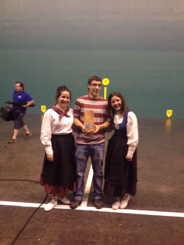 zirikairratia's tweet photo. Andoni Berasategi Idiazabalgo urteko kirolari http://t.co/ajDmLnaUVH