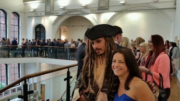 @DesignFoundry <a href="/Mast_Charity/">MastCharity</a> <a href="/PeelPorts/">Peel Ports</a> <a href="/BibbyShipMgt/">BibbyShipManagement</a> Another guest poses with Capt Jack #apprenticeshipcupgala