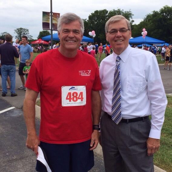 Big crowd out for 'Yes on One Run for Life' this AM. @jimtracy had his running shoes on! #imoverdressed lol