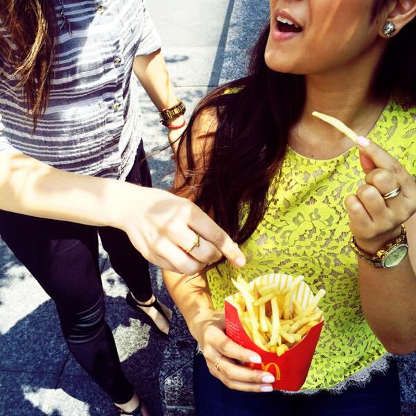 McDonalds's tweet photo. This could get ugly. http://t.co/iIw4UFa2bU