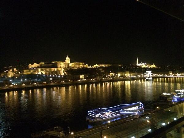 Having fun on this 2014 #ArguellesSummer Europe Tour! First Milan, now Budapest...  PHOTO: <a href="/JayArguelles/">Jesse Jay Arguelles</a>.