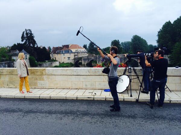 VueduphareProd's tweet photo. En tournage du #webdoc #tresorsromans aux #NuitsRomanes http://t.co/08Pxi0vjt7