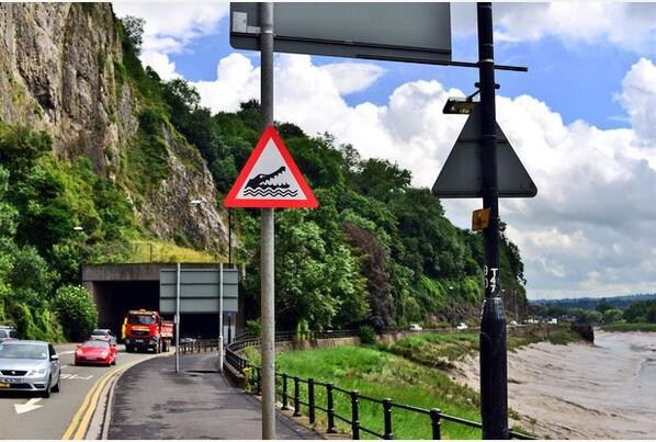 Got to love the humour of Bristol folk, these signs have been put up warning of  <a href="/TheBristolCroc/">Chris the Croc</a> #bristolcroc
