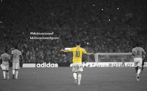 MotivacionesF's tweet photo. ¡CRACK! http://t.co/LMSvmGDMHl