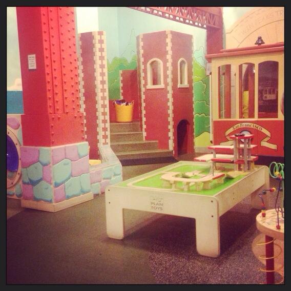 slidelane's tweet photo. Always full of fun! @peekadoodle #sfkids http://t.co/dWV9BUyRG6
