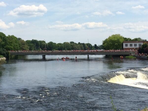 Stefan_Keyes's tweet photo. Tonight on @ctvottawa news: #Almonte rallies to defend a natural treasure &amp;they want @Kathleen_Wynne 's attention http://t.co/G90uUVABPe