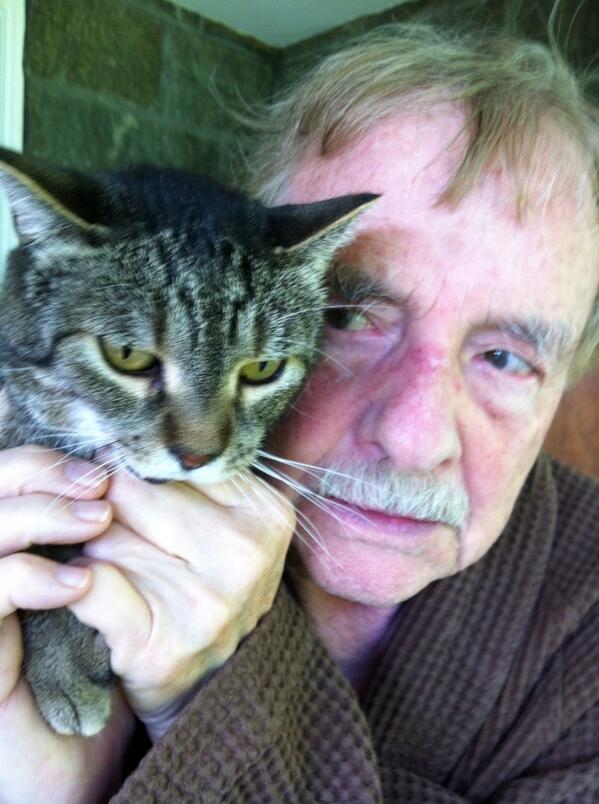 Claude Fournier Mon Premier Et Dernier Selfie Avec Un Tigre Http T Co Veghojs4kz