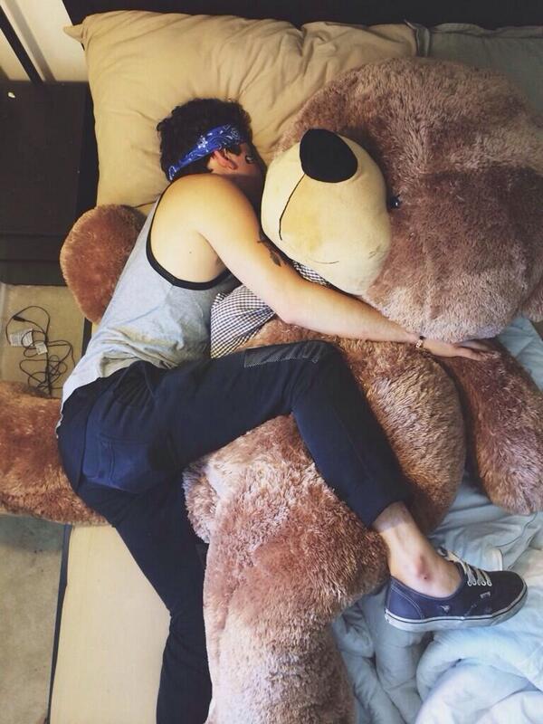 OhTwoEll's tweet image. BAE